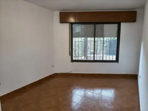 Lisandro de la Torre 1300