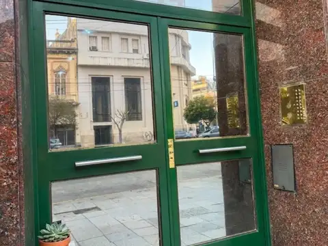 Av. Mitre 374 , Piso 5