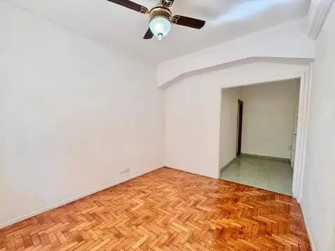 Depto Tipo Casa en Venta en Caballito, USD 82.000