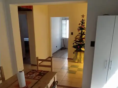 V Adelina San Isidro Prox Estación Muy Buen PH 3 Amb C/patio. Baño y Cocina