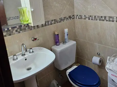 Departamento 4 ambientes con 2 baños