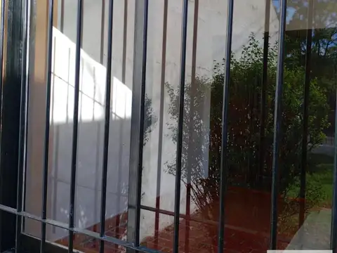 Casa en venta . 4 Dormitorios 4 Baños - 500Mts2 - Bolívar