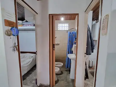 Casa 3 ambientes con 2 baños