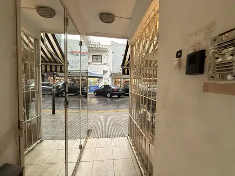 9 de julio 300, Piso 1