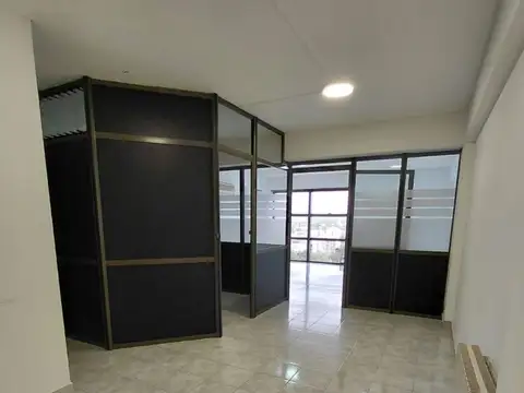 Oficina en Alquiler en Neuquen, $ 2.200.000