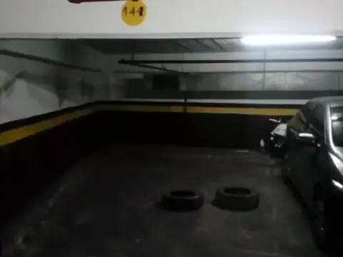 Mendoza 1700 Belgrano Cochera U$21.000