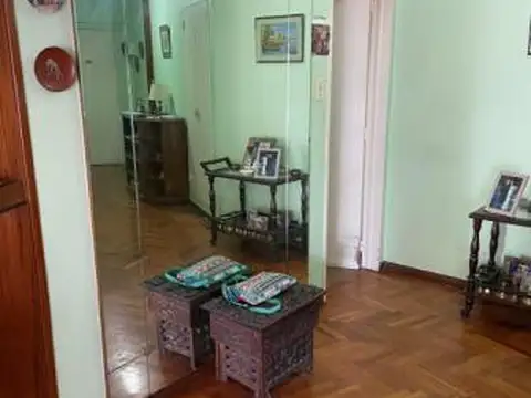 Departamento 4 ambientes con 2 baños