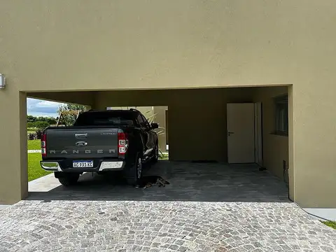 Casa en Venta en Estancia Villa Maria, USD 330.000