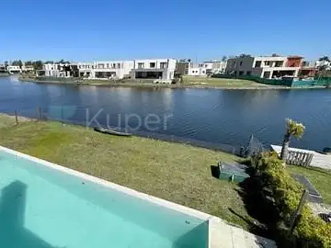 VENTA Casa En Laguna Grande Villanueva AL LAGO, OPORTUNIDAD!!!!