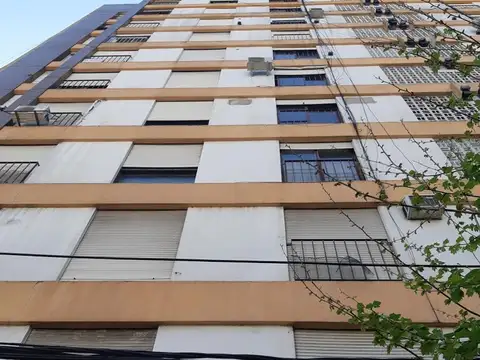 Departamento en Alquiler 1 ambiente frente APTO CREDITO BANC