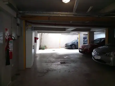 Venta cochera semicubierta Palermo