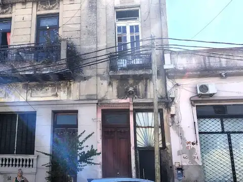 AMPLIO PISO CON TERRAZA