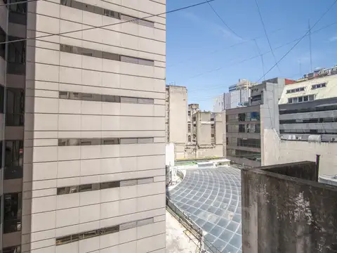 VENTA DEPARTAMENTO 2 AMBIENTES RECICLADO APTO CREDITO PERMUTA O FINANCIA CENTRO PUERTO MADERO