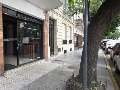 Local en Alquiler en Recoleta, $ 2.500.000