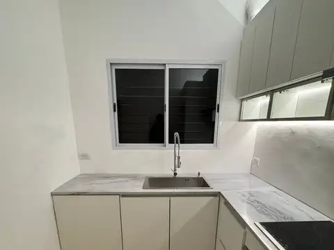Depto Tipo Casa 2 ambientes con 1 baño