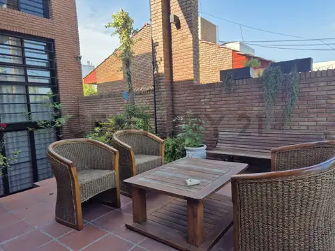 Casa en venta en La Plata Acepta permuta