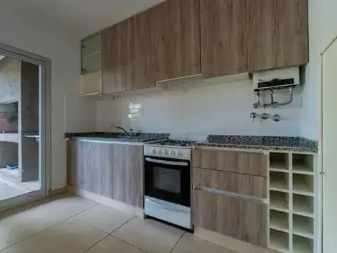 Depto Tipo Casa en Venta en Funes, USD 105.000