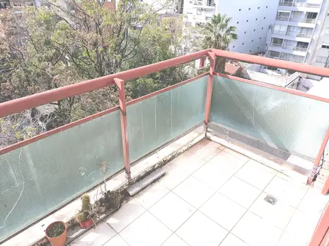 Departamento en Alquiler en Parque Centenario, $ 600.000
