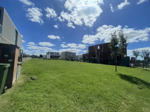 Terreno en Venta en Nordelta Carpinchos, USD 260.000