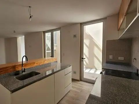 Depto Tipo Casa en Venta de 2 dormitorios