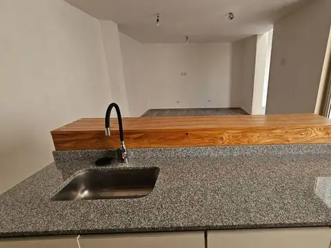 Depto Tipo Casa 3 ambientes con 1 baño