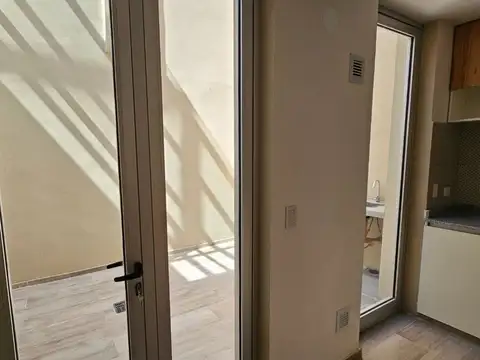 VENTA PH TIPO CASA BARRIO DE ALMAGRO