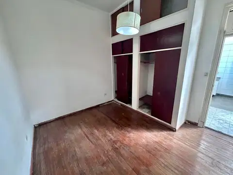 Depto Tipo Casa en Venta 51 años