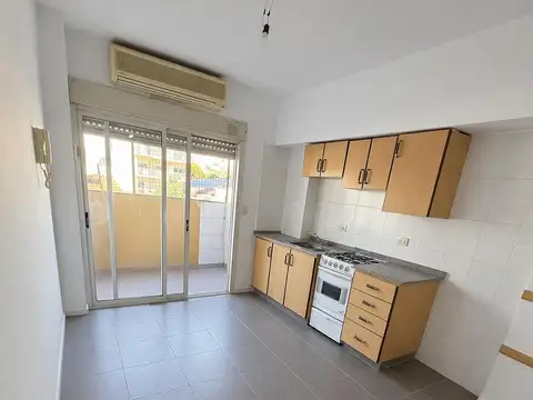 Departamento en alquiler - 2 Dormitorios 1 Baño - Villa Urquiza