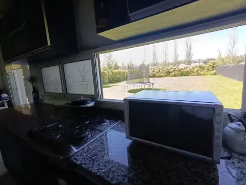 Venta casa. APTA CREDITO. V. Jardín. S. Pedro