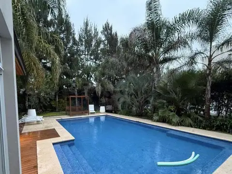 Casa en Venta en El Principado Ciudad Nautica Canning