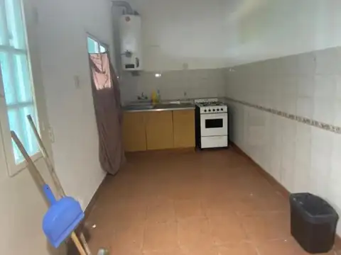 Depto Tipo Casa en Venta en Banfield, USD 70.000