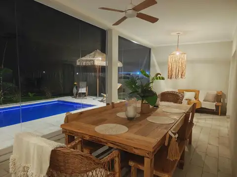 Casa en Venta con 5 cocheras