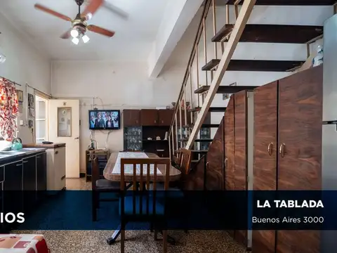 CASA DE PASILLO 2 DORMITORIOS BARRIO SAN MARTIN