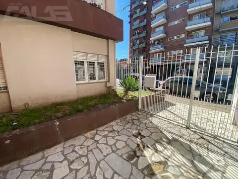 Depto Tipo Casa en Alquiler de 3 ambientes