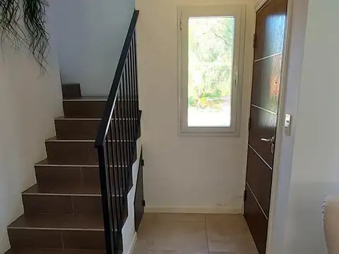 Casa en Alquiler de 3 dormitorios