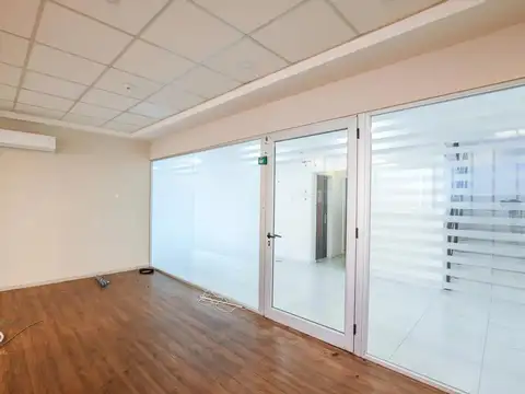 Fisherton Plaza Oficina Sector Two 100