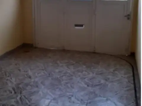 Casa en Venta - 2 Dormitorios 1 Baño - 90mts - Bahia Blanca