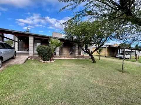 Los Almendrales Esq Valdepeñas