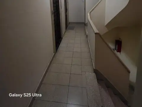 Venta 3 ambientes en Once balcón
