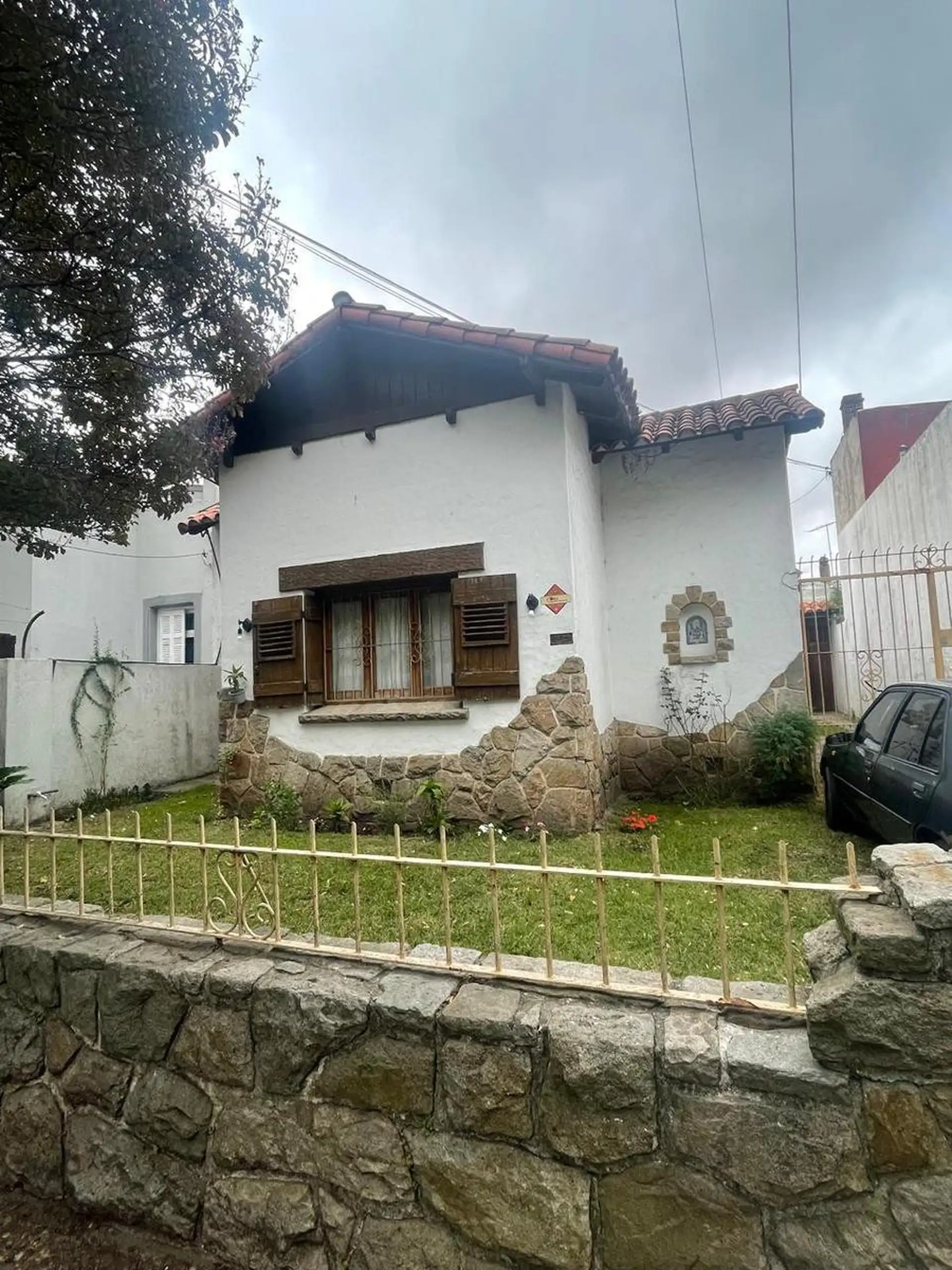 Chalet 4 Ambientes estilo Mar del Plata en Barrio La Perla