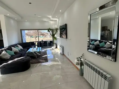 Casa en Venta en Juana Koslay, USD 235.000