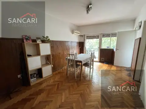 Avenida Mitre al 1100