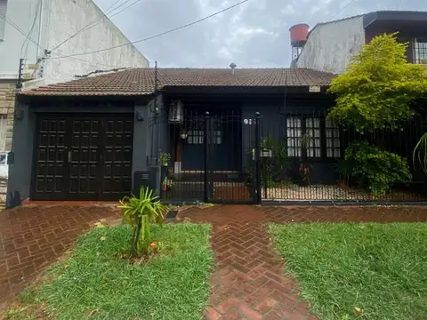 Casa en Venta en Martinez, USD 250.000