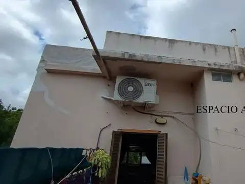 Depto Tipo Casa en Venta al Oeste