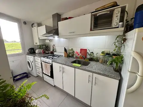 VENTA Dpto. 2 Amb. C/ Cochera y Parrila en "TIGRE"