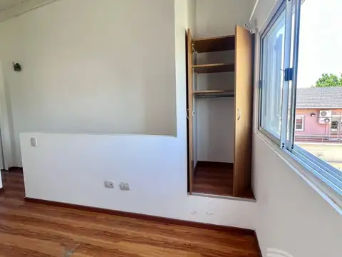 Departamento Duplex 3 Ambientes en Alquiler en Ramos Mejia Sur