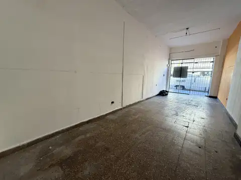 Local en Alquiler en Caseros, $ 830.000