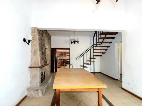 Casa en Venta con 1 cochera