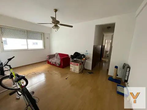 Departamento en venta - 2 Dormitorios 1 Baño - 55Mts2 - Lomas de Zamora