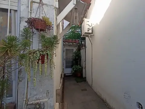 Depto Tipo Casa en Venta en Martinez, USD 175.000